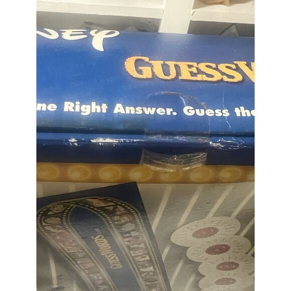 VTG 2000 Disney Guess Words Electronic Board Game - 100% Complete Sealed - Picture 5 of 6